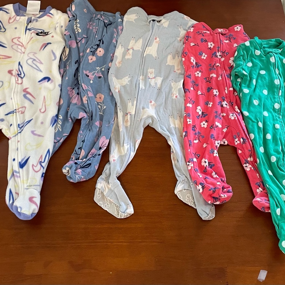 Bundle of 5 Baby Sleepers- Size 6m